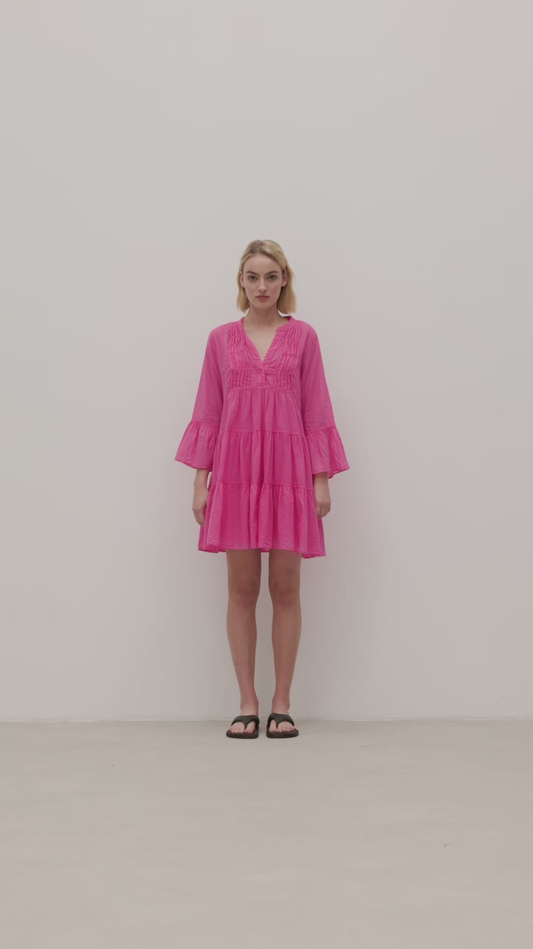 devotion neon dress – TWINS Your Little White Dresses Color:Polish Chrome Get a chic summer 5.5