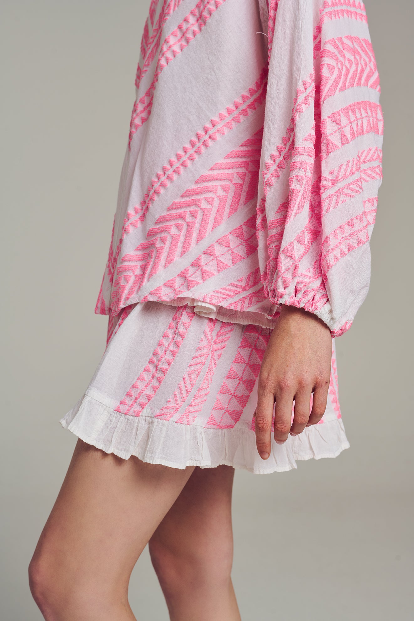 ELASA BLOUSE – Devotion TWINS